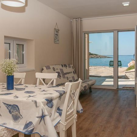 מאלי לוסיניי Villa Sv. Martin חדר תמונה